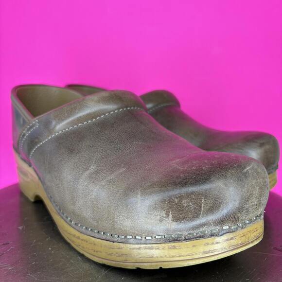 Dansko Professional Stone Waxy Burnished Leather Clog Sz 40